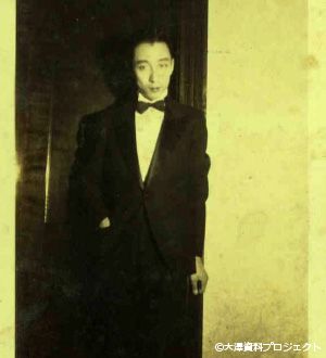 June 1933-Boston, USA- Hisato is ready to conduct Boston Symphony Orchestra.